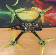 Dron FPV 4S 5" Analogowy