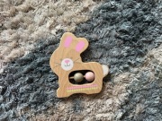 Drewniana zabawka niemowlęca Montessori grzechotka gryzak dla dziecka