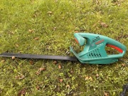 Nożyce elektryczne Bosch AHS 450-16