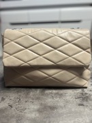 Torebka beżowa pikowana