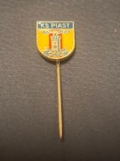 Przypinka,odznaka Cieszyńskiego Klubu Sportowego (KS) Piast Cieszyn,