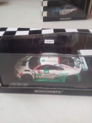 Minichamps Audi R8 LMS nr.1 1/43