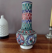 Ozdobny wazon ceramiczny 