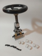 Klucz do otwierania zegarków - kierownica BERGEON 5700 | zegarmistrz