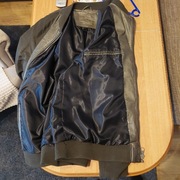 Kurteczka wiosenno-jesienna,metaliczny poblask