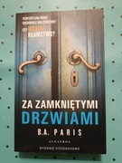 Za zamkniętymi drzwiami 