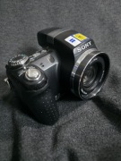Sony Cyber-shot DSC-H5 | 12x Zoom Carl Zeiss | Ekran 3" | CCD Vintage