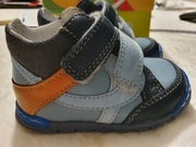 Trzewiki Mido Noster