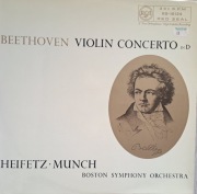 koncertu skrzypcowego Ludwiga van Beethovena. Skrzypek Jascha Heifetz 