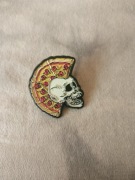 pin pinezka broszka   alternative   