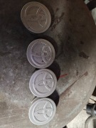 Dekielki - Kapsle Do Toyoty 