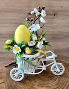 Stroik Wielkanocno Wiosenny z flokowanym jajem i ptakiem w rowerze 