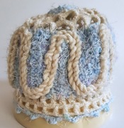 Ozdobna Czapka Hand Made rozmiar L