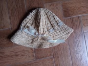 KAPELUSZ  PRZECIWSŁONECZNY  Z TRAWY