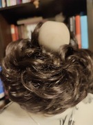 Syntetyczne włosy na gumce 