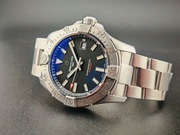BREITLING Avenger 42 A17328 Pudełko i dokumenty