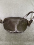 VENEZIA nerka złota skóra