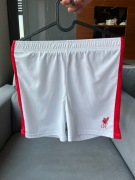 Spodenki Szorty piłkarskie Liverpool FC Białe rozmiar 11/12 Domowe Junior