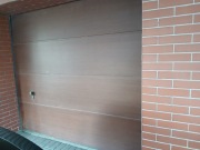 Brama garażowa UniProWiśniowski2450x2100 z napędem 