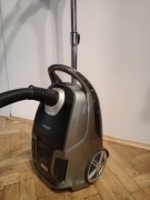 Odkurzacz 700W Menuett