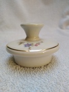 Porcelanowa pokrywka od cukierniczki