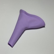 Przenośny Pisuar dla Kobiet Lejek Fioletowy Camping NOWY