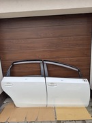TOYOTA PRIUS PLUS + Drzwi przednie prawy przód/tył kompletne