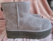 Botki damskie UGG na platformie Classic Mini r.40