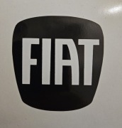 Czarna naklejka na emblemat do Fiata tipo 2016-2020
