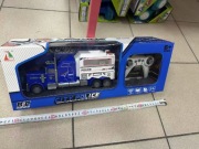 Zdalnie sterowana ciężarówka policyjna RC City Police z pilotem –