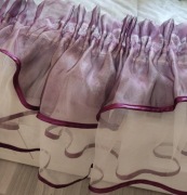 Lambrekin na okno z woalu