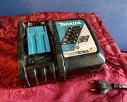 Makita  DC18RC - Ładowarka do Akumukatorów 18V