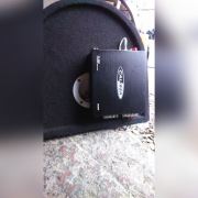 Tuba samochodowa ze wzmacniaczem