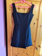 Sukienka czarna piankowa pull & bear 