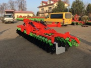 Składana hydrauliczna BRONA talerzowa firmy JBM 4,0m 4,5m 5,0m 5,5m Agregat