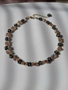 Naszyjnik choker handmade czarne kwiatki brązowe kryształki na co dzień