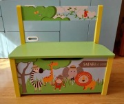 Ławeczka do pokoju dziecięcego