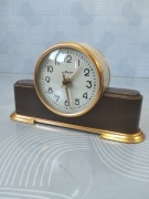 Stary zegar nakręcany Majak 