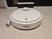Odkurzacz Robot Sprzątający Xiaomi SDJQR01RR Vacuum działa.