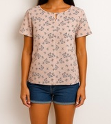 Różowa pastelowa koszulka motyle 