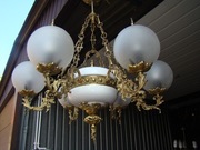 Bardzo piękny antyk żyrandol mosiężny,ceramika