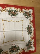 Przepiękny świąteczny obrus 98x98cm. Skąd 100 % wiskoza.