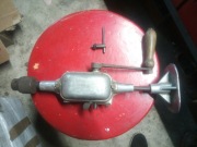 Wiertarka ręczna na korbkę