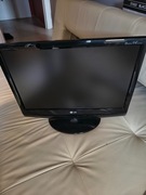 LG Flatron M2094D z telewizorem i pilotem