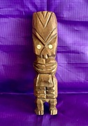 Figurka z Afryki czarownik ręcznie wykonany drewno