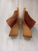 Klapki na koturnie, skórzane, Ryłko rozmiar 38