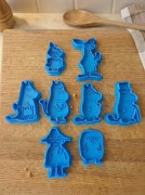 MUMINKI MOOMIN DUŻY ZESTAW FOREMEK 8 SZTUK 