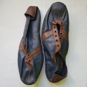Buty do biegania z kolcami, kolce, rozmiar 42, skóra, lata 50-te