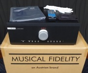 Musical Fidelity M8sPRE (M8s PRE) Przedwzmacniacz stereo NOWY