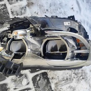 Lampa przednia prawa led bmw 7 g11 usa uszkodzona